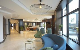 Maia Hotel Suites